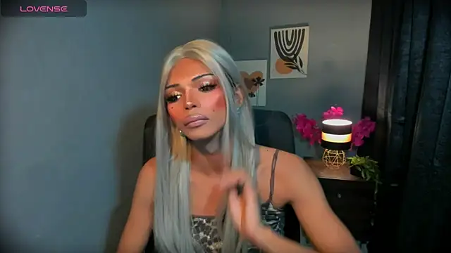 xEllaineCumsLotx Pertunjukan Webcam