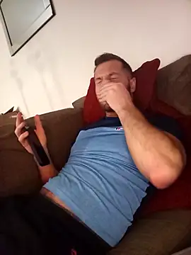 THE_CHEEKY_ALPHA Chat XXX live