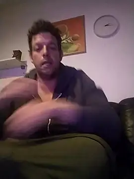 Knuffelstaaff123 – webcam-show