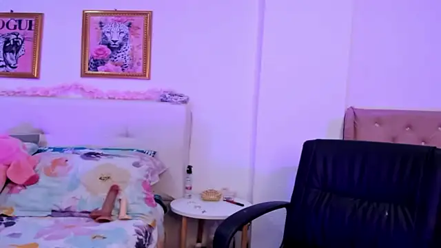 melody-doll Adlı Modelin Canlı XXX Sohbeti