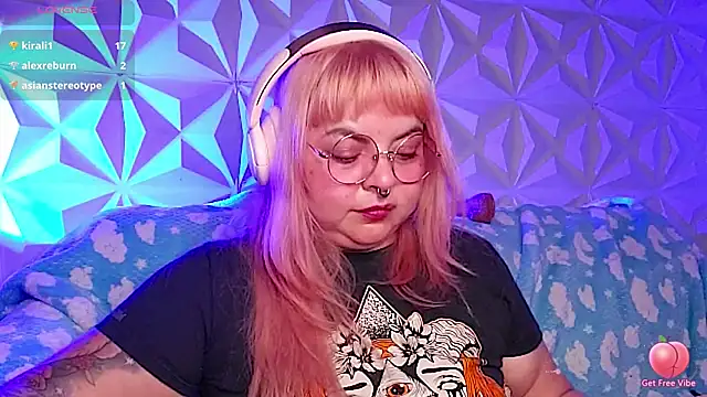 Satyn_doll 现场XXX聊天