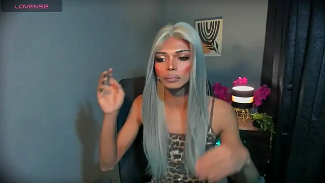 xEllaineCumsLotx Webcam show