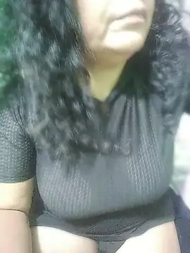 Amarantha25's Live XXX Chat