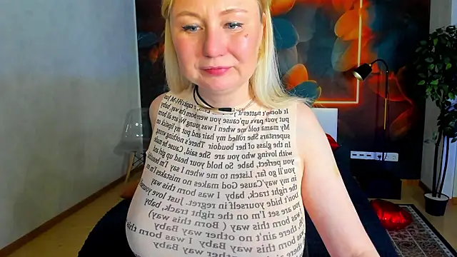 scent__of_woman's Live XXX Chat