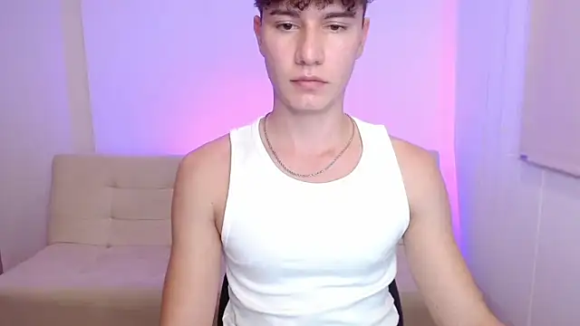 Chat XXX en directo de adrian_morelly