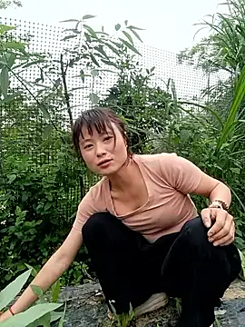 linda_bae00 Live XXX-Chat