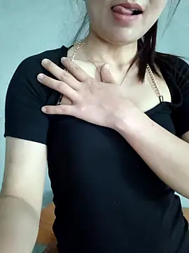 Vanvan68xxn Live XXX chat