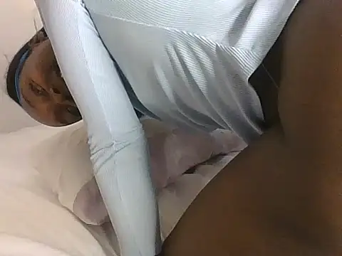 Switdelfy's Live XXX Chat