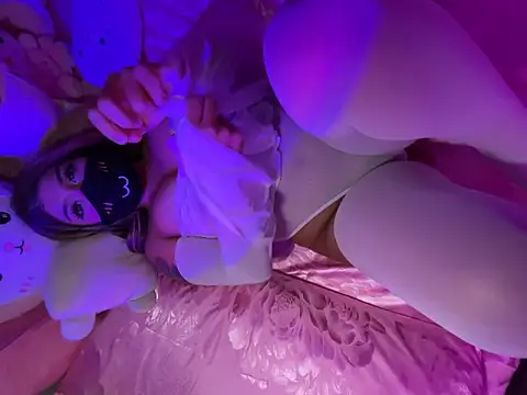 Onlypawzz's Live XXX Chat