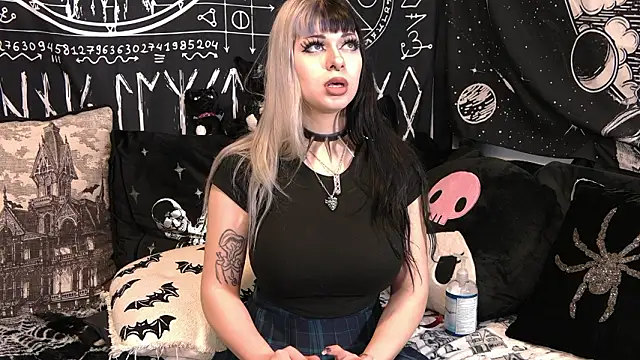 Paige_Turner Live XXX-Chat