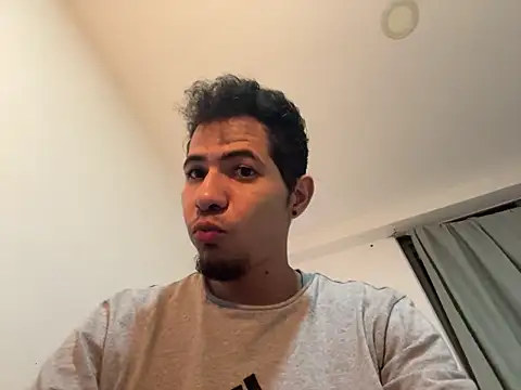 Chat XXX ao vivo de Im_steven