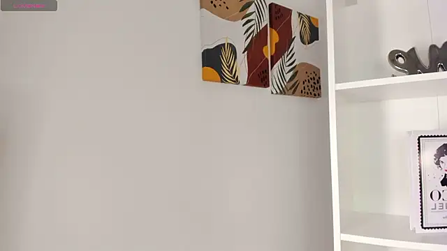 mia_jonnes18 webcam show