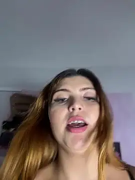 Show de melyssaa23 na webcam