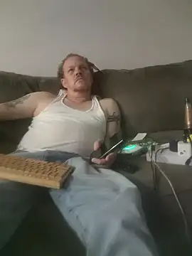 yourMasterisBored Webcam show