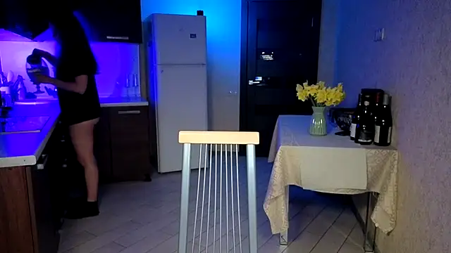 XXX chat uživo modela Cerann1