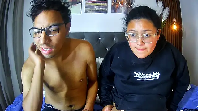 naughtycouplex_ – Kamerová šou