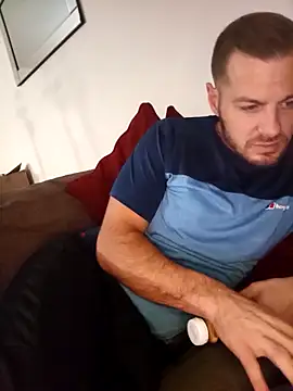 THE_CHEEKY_ALPHA's Live XXX Chat