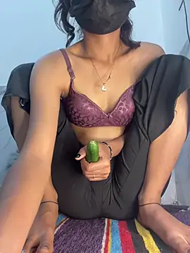 paribaby09's Live XXX Chat