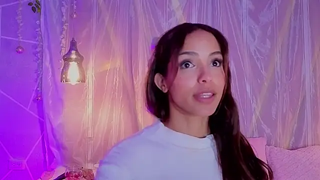 Živý XXX chat EmmyCortez