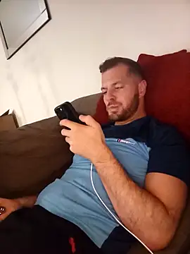 Živý XXX chat THE_CHEEKY_ALPHA