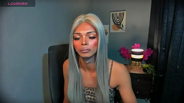 عرض كام xEllaineCumsLotx