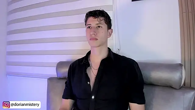 Pertunjukan Kamera Web Dorianmistery2322_