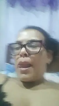 Xoticxenax: онлайн-секс-чат