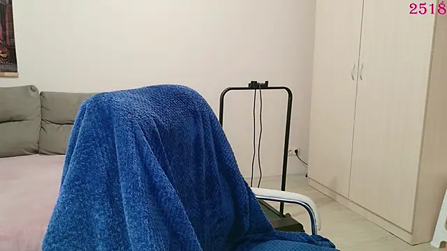 BIGbootyFOXXのライブXXXチャット