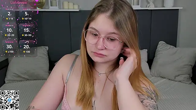 MilanaXHoney élő XXX-chatje