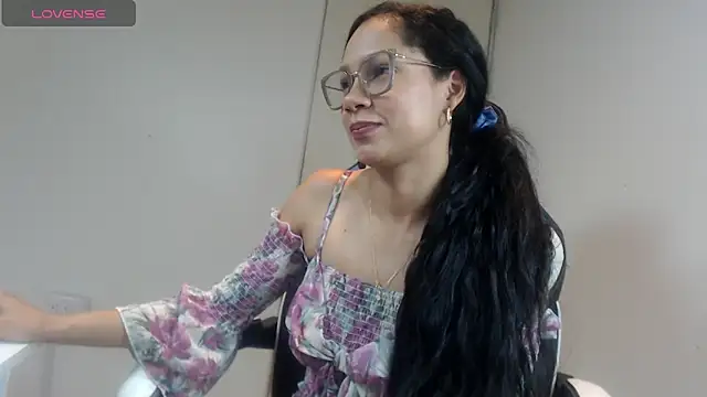 KittyKardy Chat XXX in diretta