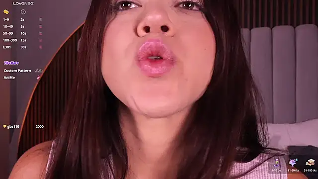 emperatriz_reyes webcam show