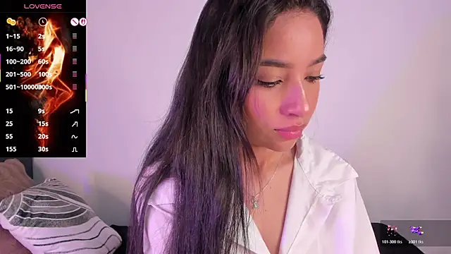 lillielover16 Adlı Modelin Canlı XXX Sohbeti