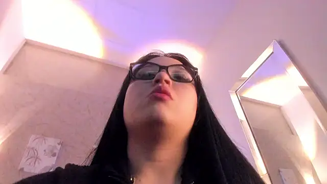 Lunaa_bellaa's Live XXX Chat