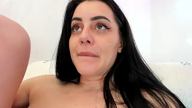 Bonnie_Liss Adlı Modelin Canlı XXX Sohbeti