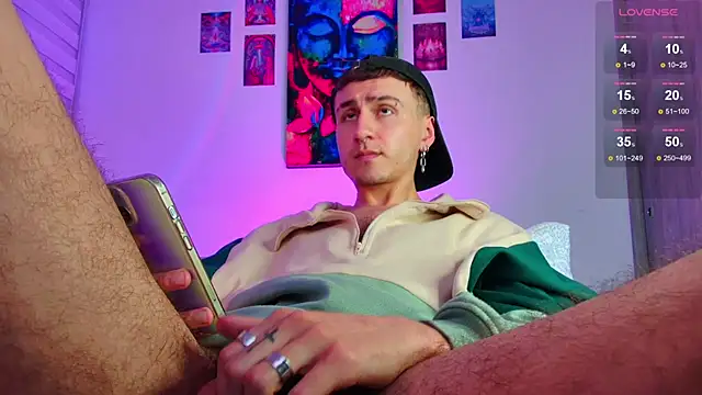 Show modela dimitri-bilak na web-kameri