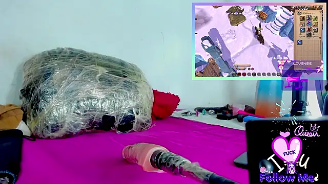 Kassandra369 Adlı Modelin Canlı XXX Sohbeti