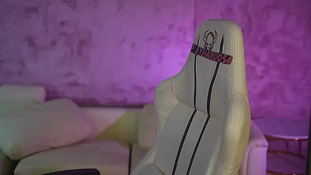 Esmie_SmileのライブXXXチャット