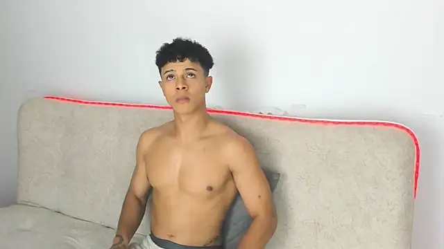 _Alex_Colton: онлайн-секс-чат