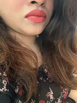 riya_sharma11 Webcam-Show