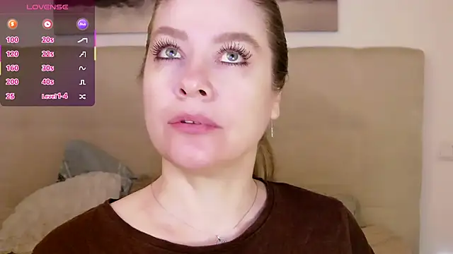 PetersEmily's Live XXX Chat