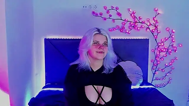 JoannLowe Chat XXX live