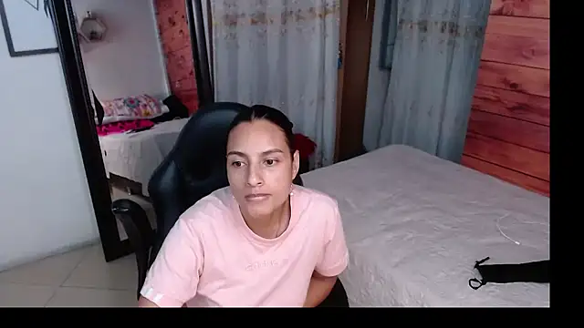 Živý XXX chat mykaelahoney