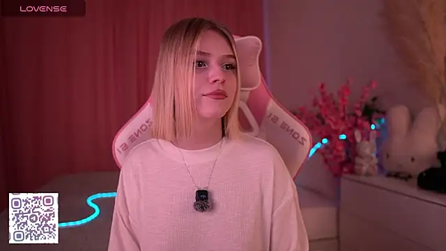 Dragonwind élő XXX-chatje