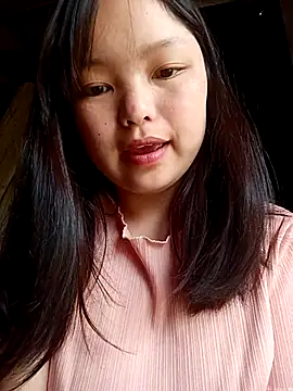 XoiXoi232 Show in webcam