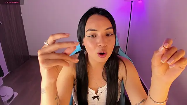 Nicole_Ss' Live XXX Chat