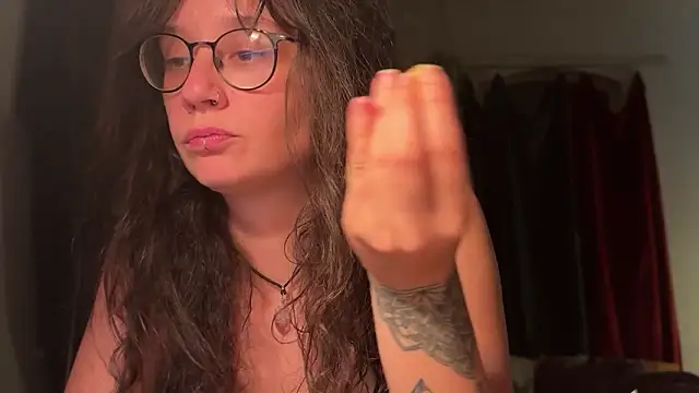 nyxo_ Chat XXX in diretta