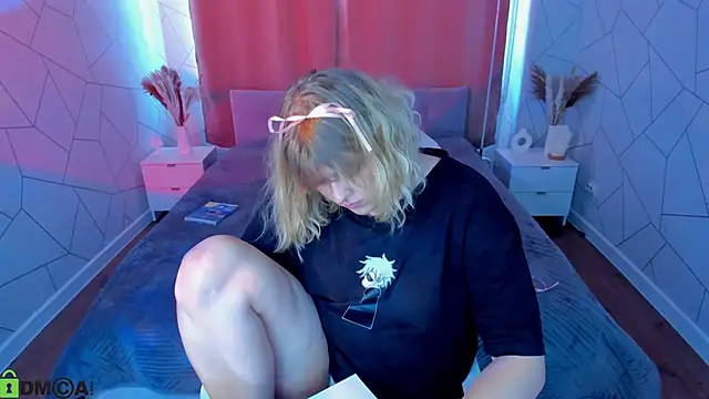 luna_c0ra's Live XXX Chat