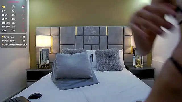 Živý XXX chat Little_Amarantha