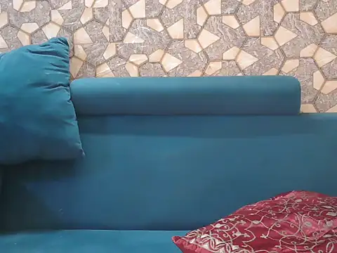 عرض كام Real_Naira