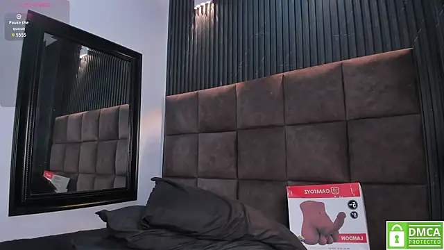 Scarlet__Jones_のライブXXXチャット